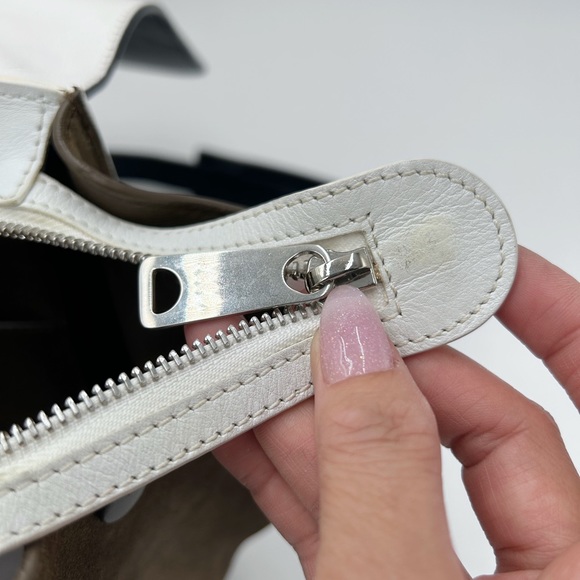 Authentic CELINE Tricolor Trapeze in IvoryBlack/Brown Calfskin Leather And Suede - Picture 10 of 14